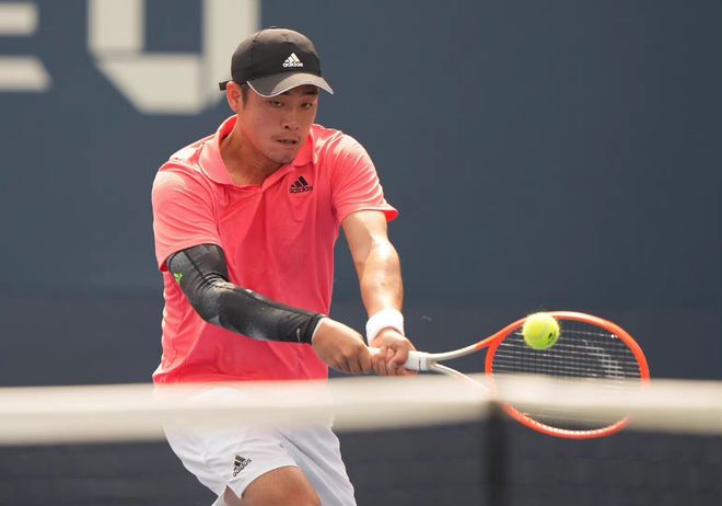 他依然将球 他依然将球