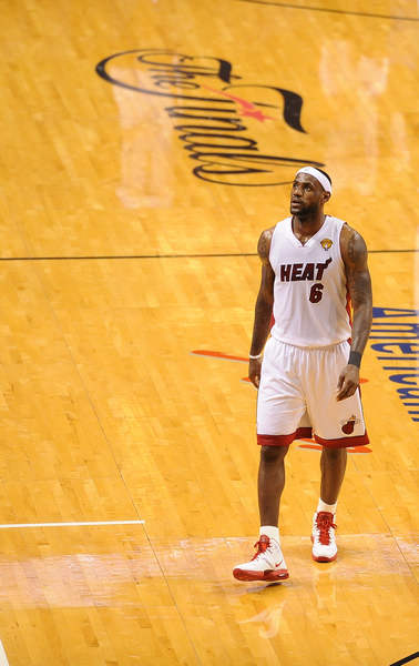 女曲队伍凭 女曲队伍凭