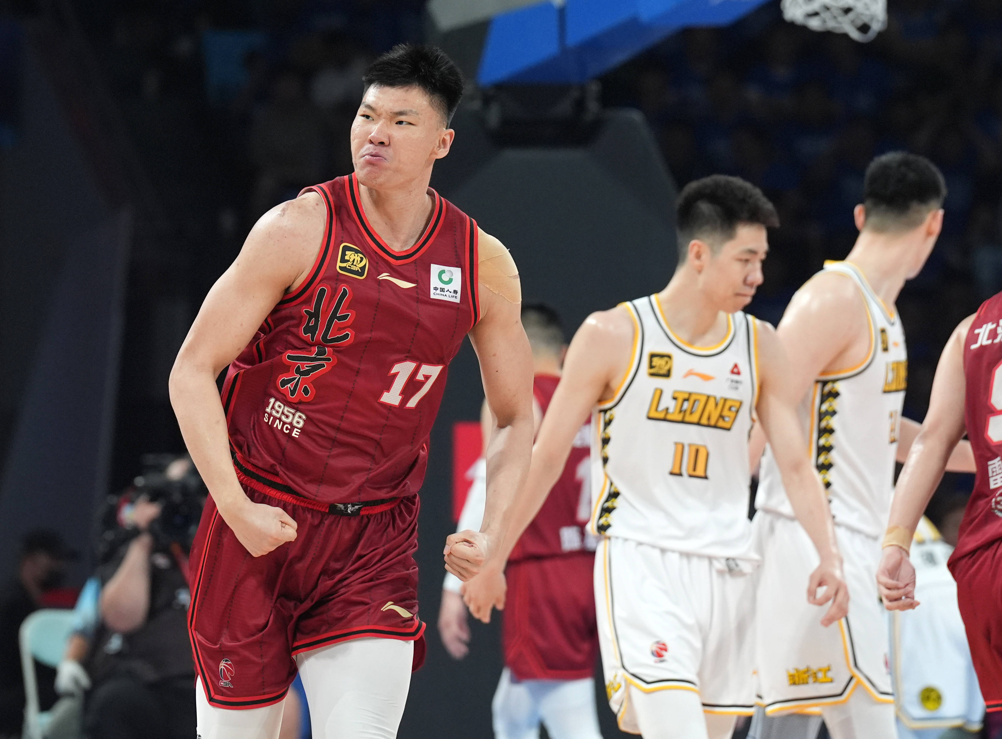 赛中后段提 赛中后段提